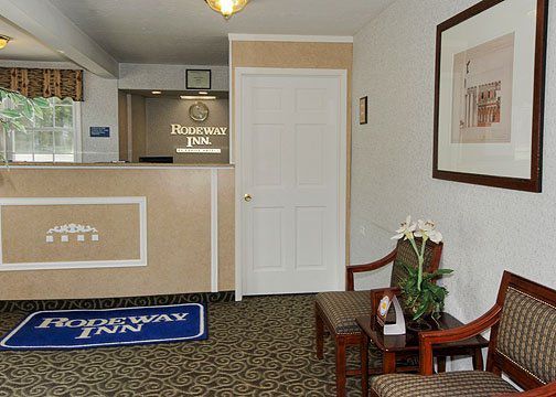 Rodeway Inn Coldwater Interior photo